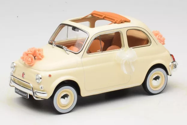 Norev Fiat 500l With Wedding Gift 1968 1:18 187780